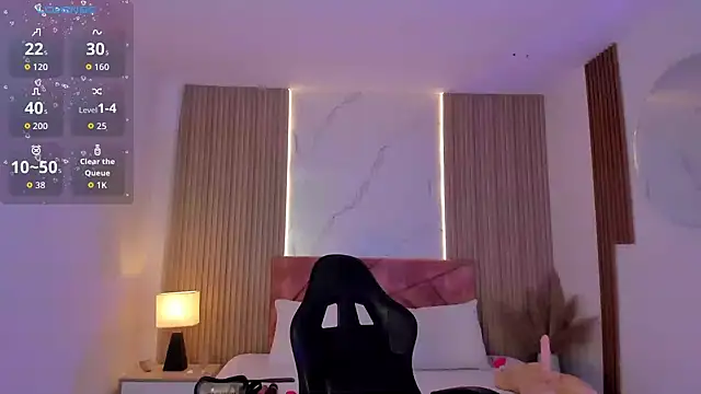 clairemillerx online show from June 9, 7:48 pm