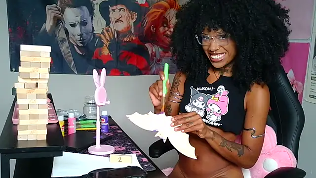 Snapshot of spookiebaddie chatting on May 27, 9:22 pm spookiebaddie online show from May 27, 9:22 pm