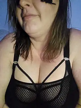 nika-W online show from April 18, 7:51 pm