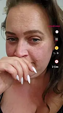 Snapshot of nika-W chatting on July 12, 2:18 pm nika-W online show from July 12, 2:18 pm