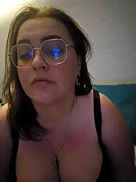 nika-W online show from May 10, 9:27 pm