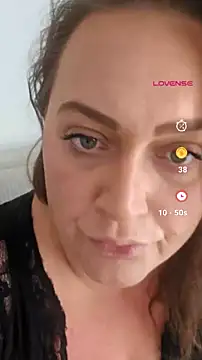 Snapshot of nika-W chatting on July 20, 4:42 pm nika-W online show from July 20, 4:42 pm