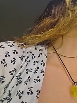 Snapshot of CelineBoyer_ chatting on June 20, 8:58 pm CelineBoyer online show from June 20, 8:58 pm