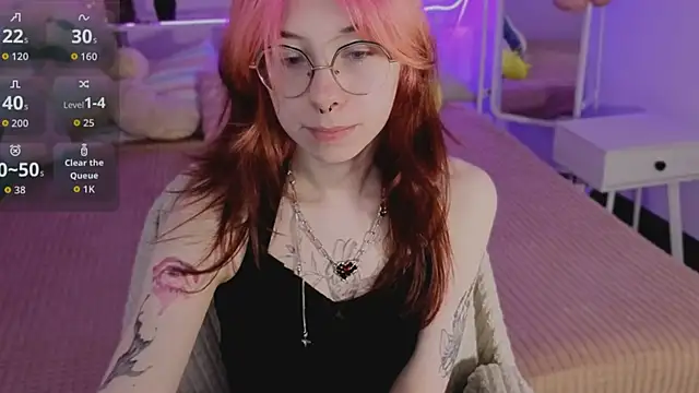 Snapshot of Alice_Nyx chatting on May 17, 8:53 pm Alice Nyx online show from May 17, 8:53 pm