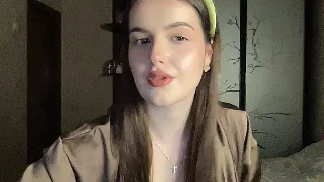 Snapshot of Oleksiiss chatting on April 14, 10:26 pm Oleksiiss online show from April 14, 10:26 pm