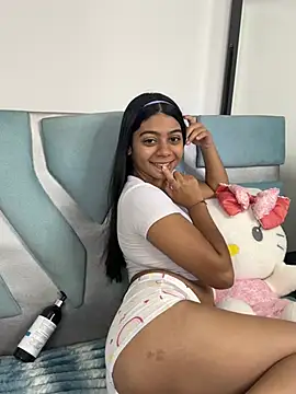 Snapshot of Veronica_montielx chatting on April 7, 5:37 pm Veronica montielx online show from April 7, 5:37 pm