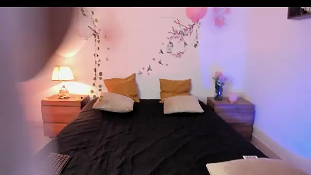 Alazbel8 online show from May 13, 6:37 pm