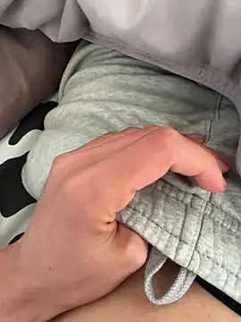 LemmonB online show from April 7, 7:21 am