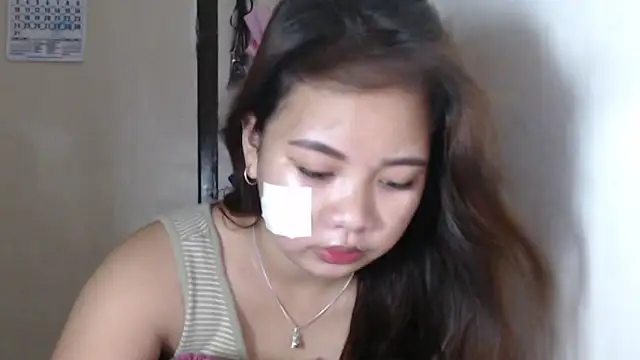 Snapshot of asianmiya08 chatting on May 21, 3:37 am asianmiya08 online show from May 21, 3:37 am