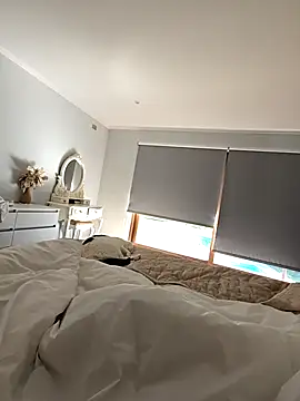 maurisoledadconvill online show from April 4, 2:56 pm