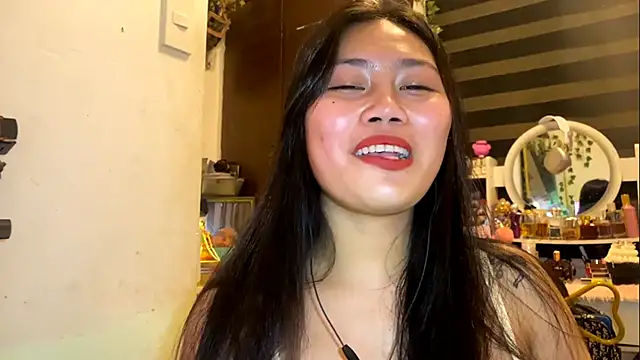 GlindaDejardin online show from April 15, 5:17 pm