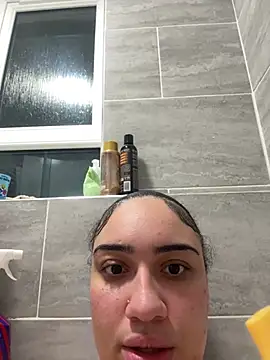 shayyxo online show from April 6, 9:05 pm