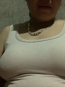 candy-beo online show from April 16, 1:01 pm