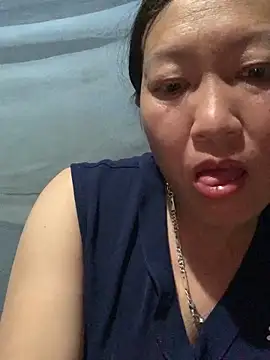 Snapshot of candy-beo chatting on April 29, 1:59 pm candy-beo online show from April 29, 1:59 pm