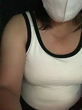 Snapshot of candy-beo chatting on June 19, 4:57 pm candy-beo online show from June 19, 4:57 pm