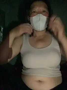 Snapshot of candy-beo chatting on July 4, 7:29 pm candy-beo online show from July 4, 7:29 pm
