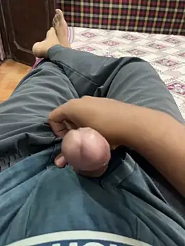 minkzz0 online show from May 6, 1:26 pm