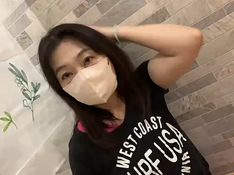 lemonade madame online show from July 9, 10:48 am