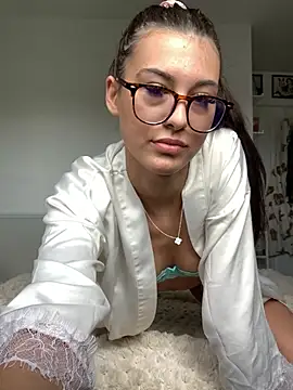 Lolaleexx online show from April 5, 12:45 pm