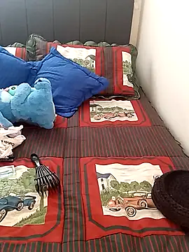 kitsune nyoko online show from April 8, 9:05 pm