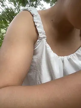   Amanda   online show from April 9, 12:56 am