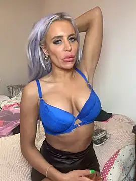Calypso 222 online show from May 8, 8:45 pm