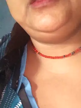 Desi hot bhabhi01 online show from May 7, 4:50 am