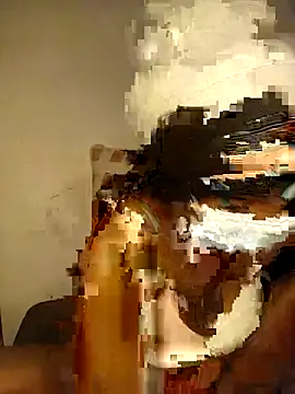 Snapshot of JoanBright_ chatting on May 7, 7:50 pm JoanBright online show from May 7, 7:50 pm