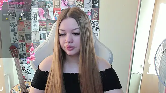 AmeliePeach online show from May 9, 1:31 am