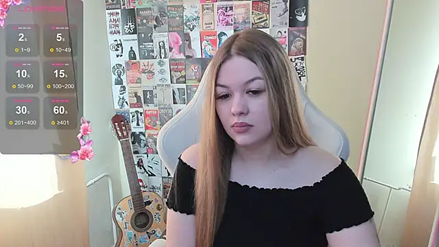 AmeliePeach online show from May 5, 1:41 am