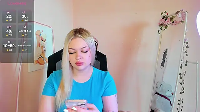AmeliePeach online show from June 1, 2:56 am