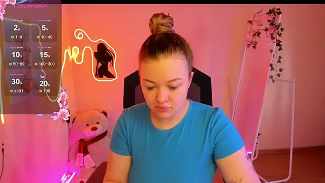AmeliePeach online show from April 8, 2:57 am