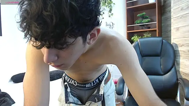 billy wild online show from April 30, 12:56 pm