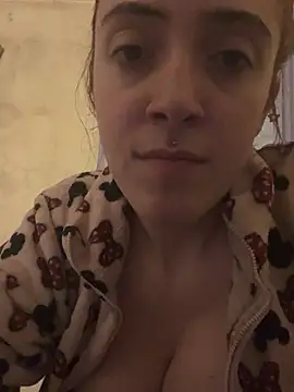lilocababy online show from April 15, 9:15 pm