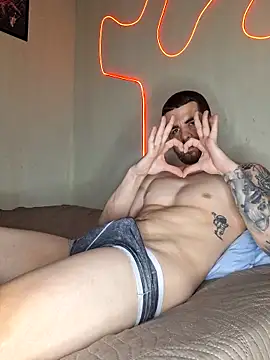 leoxxxgato online show from June 15, 12:01 am