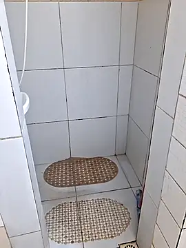 leoxxxgato online show from April 5, 8:59 pm