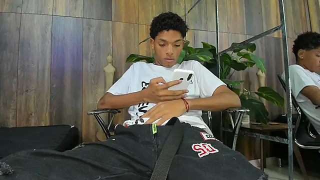AndySinss online show from May 4, 10:51 am