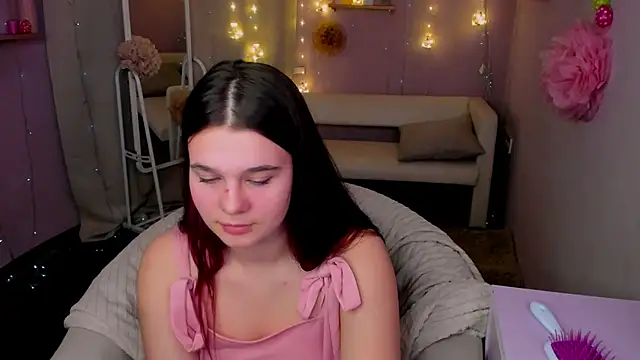 Kacey Love online show from May 3, 6:11 pm