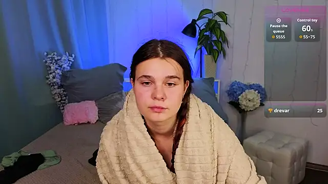 Kacey Love online show from July 2, 5:30 pm