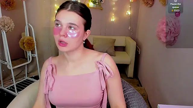 Kacey Love online show from May 13, 5:47 am