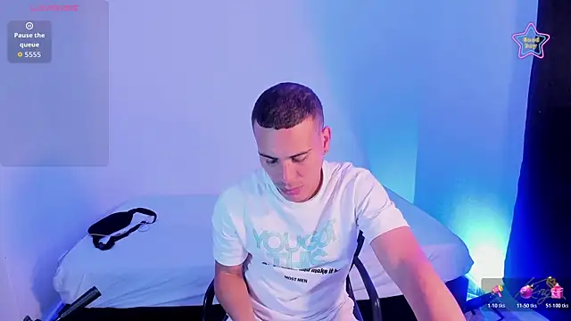 Axel  fierro online show from April 5, 8:26 pm