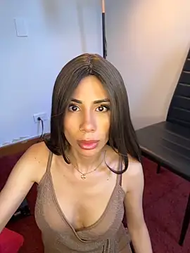 AlmaSajor  online show from April 15, 1:26 pm