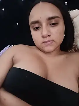 Snapshot of Valentina_Narvaez chatting on June 20, 8:03 pm Valentina Narvaez online show from June 20, 8:03 pm