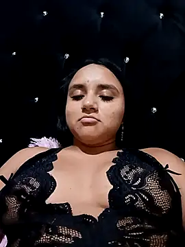 Valentina Narvaez online show from May 7, 7:39 pm