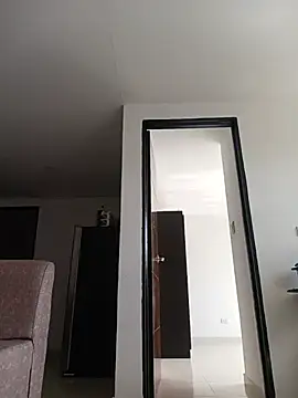 Snapshot of Valentina_Narvaez chatting on June 23, 7:34 pm Valentina Narvaez online show from June 23, 7:34 pm