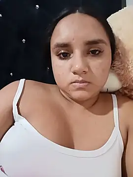 Snapshot of Valentina_Narvaez chatting on June 10, 7:59 pm Valentina Narvaez online show from June 10, 7:59 pm