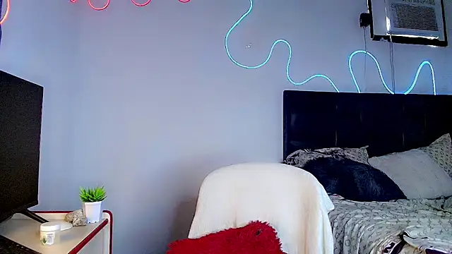 Ethan Noa online show from April 13, 3:38 pm