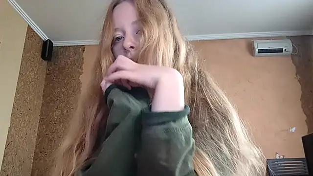 KateVibe 01 online show from June 14, 12:07 am