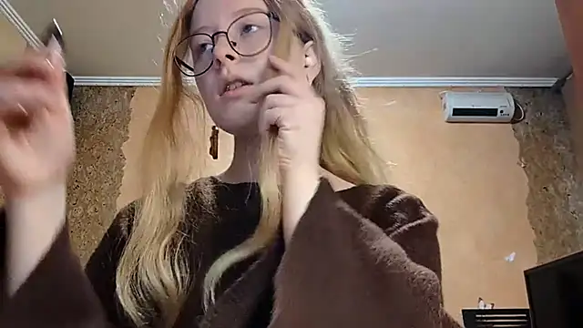 KateVibe 01 online show from May 16, 1:59 am