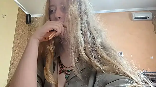KateVibe 01 online show from June 17, 4:34 am
